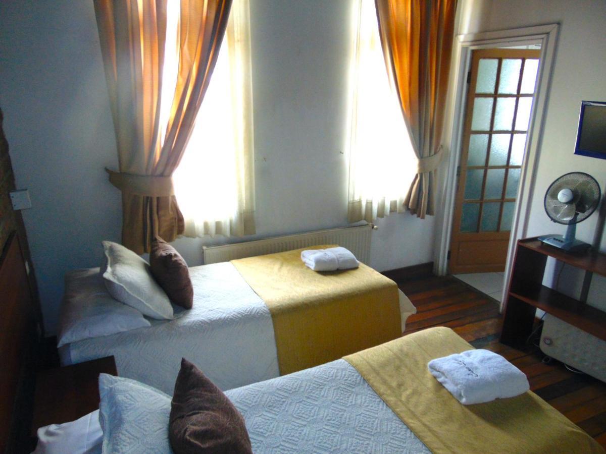 סנטיאגו Hotel Casa Lyon מראה חיצוני תמונה
